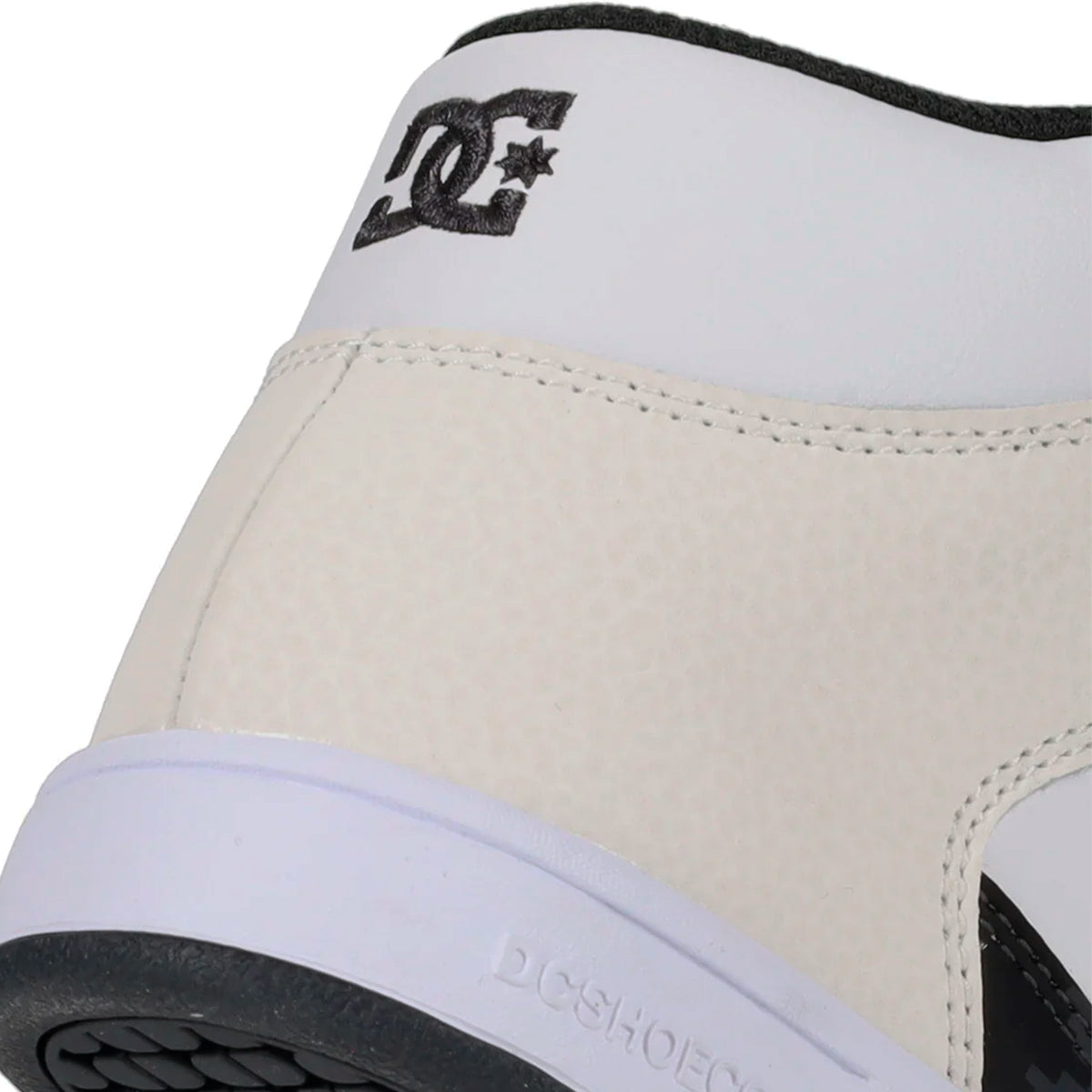 TENIS DC SHOES MANTECA 4 HI JUVENIL COLOR BLANCO
