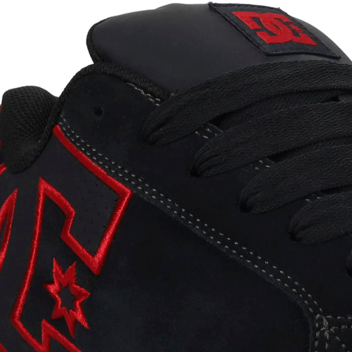TENIS DC SHOES COURT GRAFFIK PARA CABALLERO COLOR NEGRO ROJO