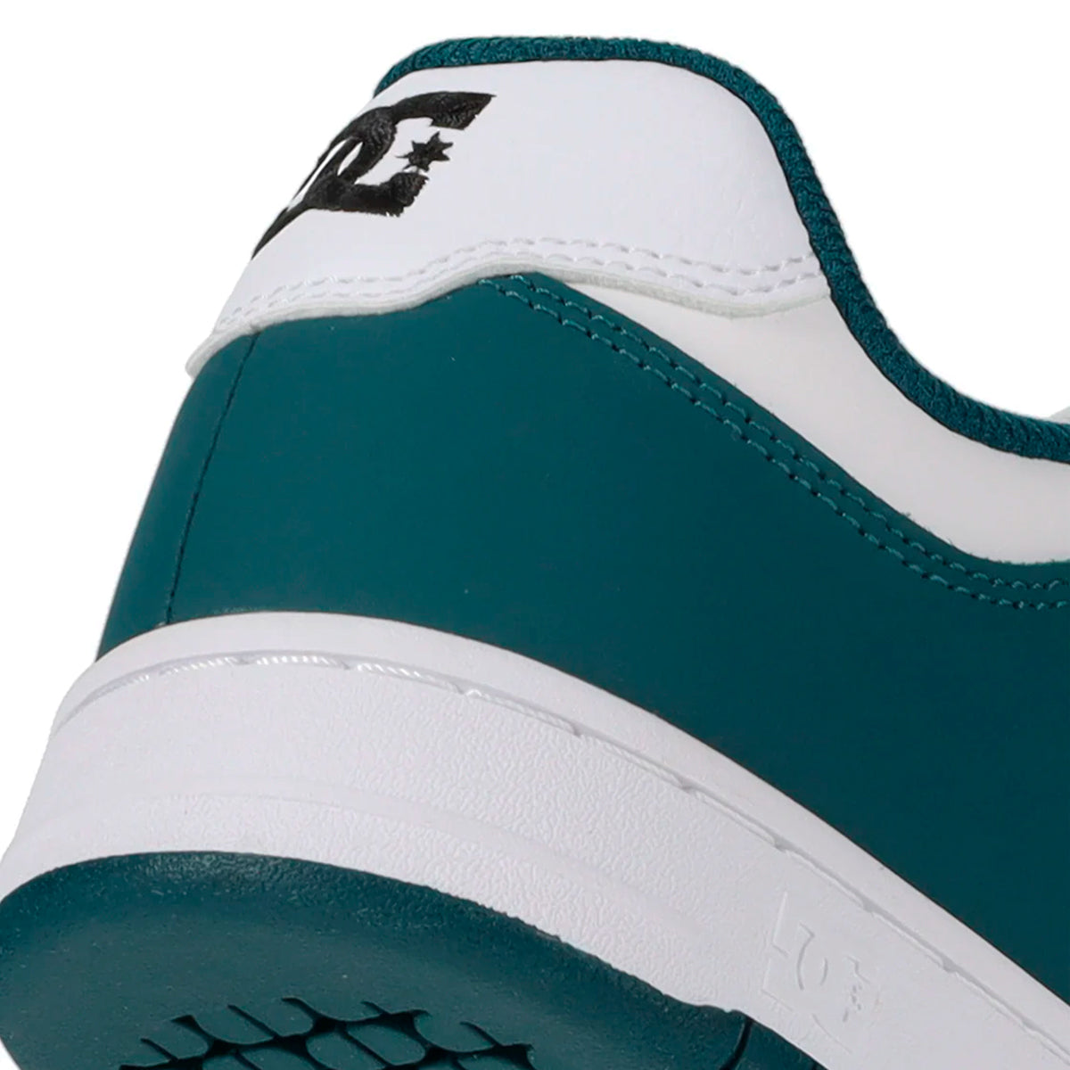TENIS DC SHOES MANTECA 4 PARA CABALLERO COLOR BLANCO