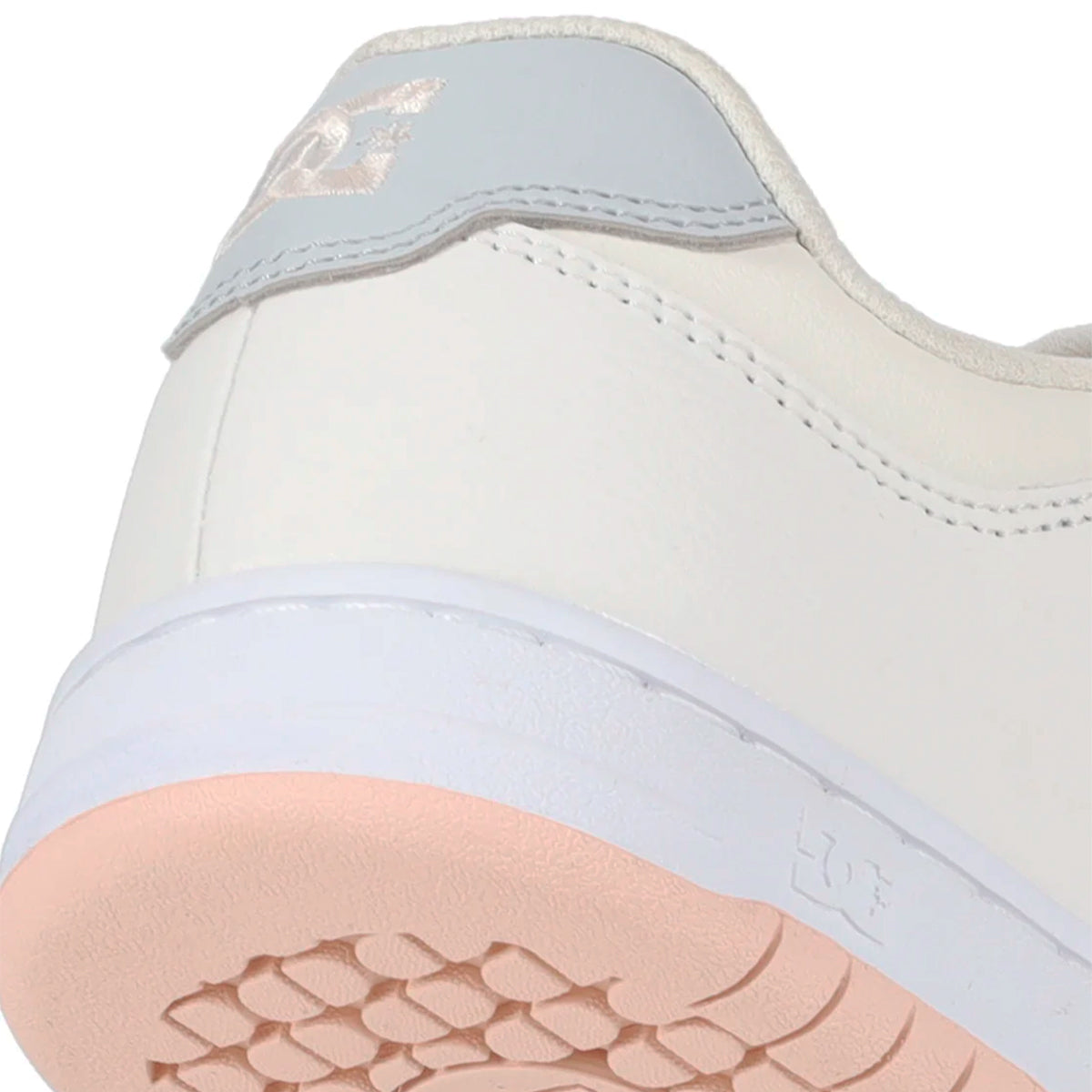 TENIS DC SHOES MANTECA 4 PARA DAMA COLOR BEIGE CORAL